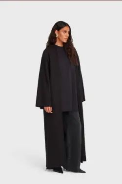 Boiled Wood Abaya